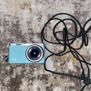 Mint Samsung NX Mini w/ 9.27MM lens